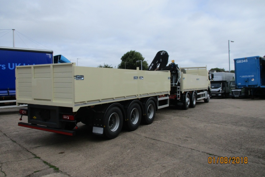 draw bar, drawbar, dropside, paint, volvo