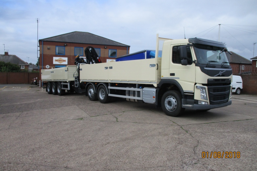 draw bar, drawbar, dropside, paint, volvo