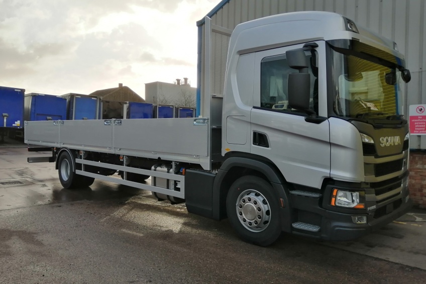 aluminium dropside body, scania, paint, pesca locks, 