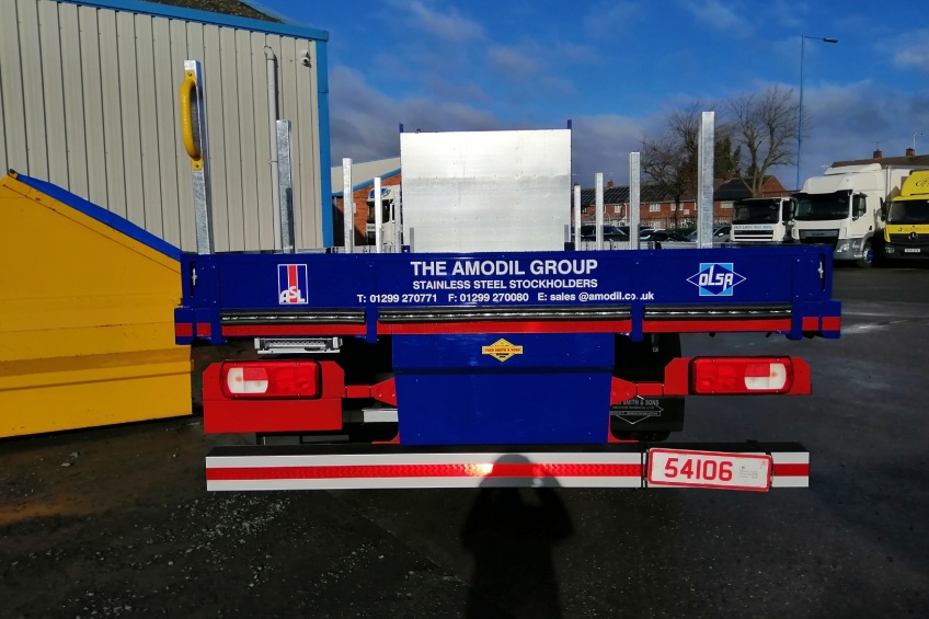 aluminium dropside, steel carrier, daf, paint, rub rail, hardwood batons, small drop sides,