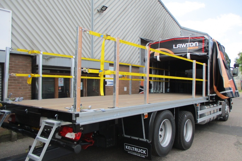 draw bar, slider flex, slidaflex, steel carrier, fall prevention, fall arrest, step, Scania